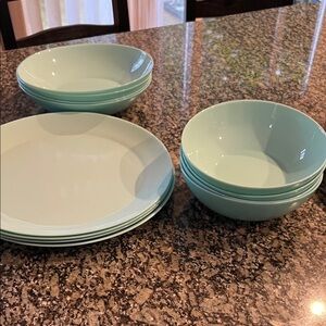 Elegant Mint Green Dinnerware Set